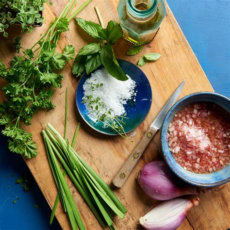 Maximizing the Nutritional Value of Fresh Herbs in Cooking Maximizing the Nutritional Value of Fresh Herbs in Cooking