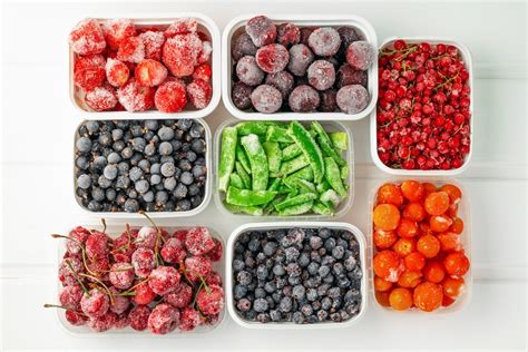 Understanding the Nutritional Differences Between Fresh and Frozen Fruits Understanding the Nutritional Differences Between Fresh and Frozen Fruits